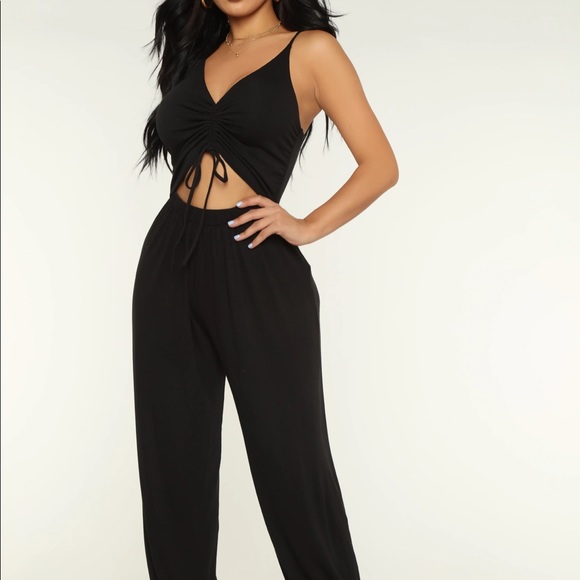 Black jumpsuit - Picture 1 of 6